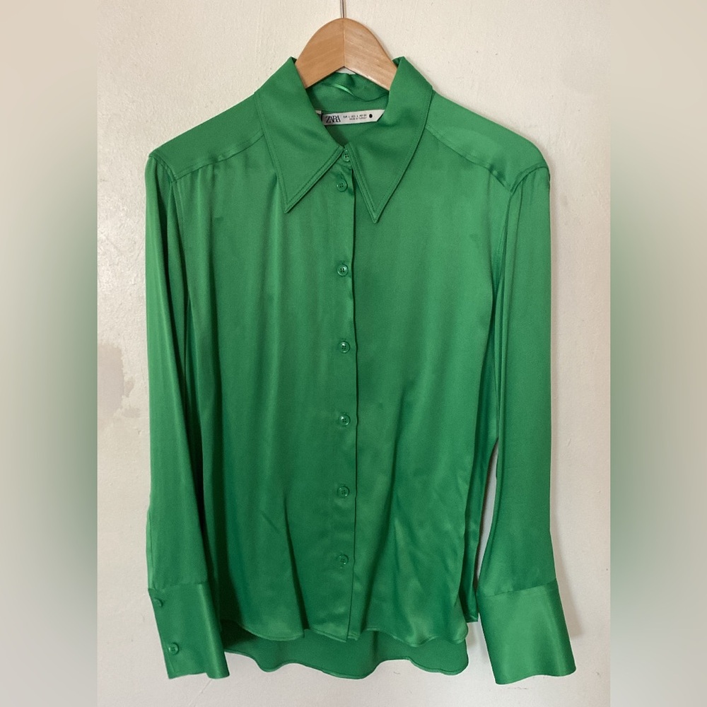 Vibrant Green Buttoned Sleeve Top